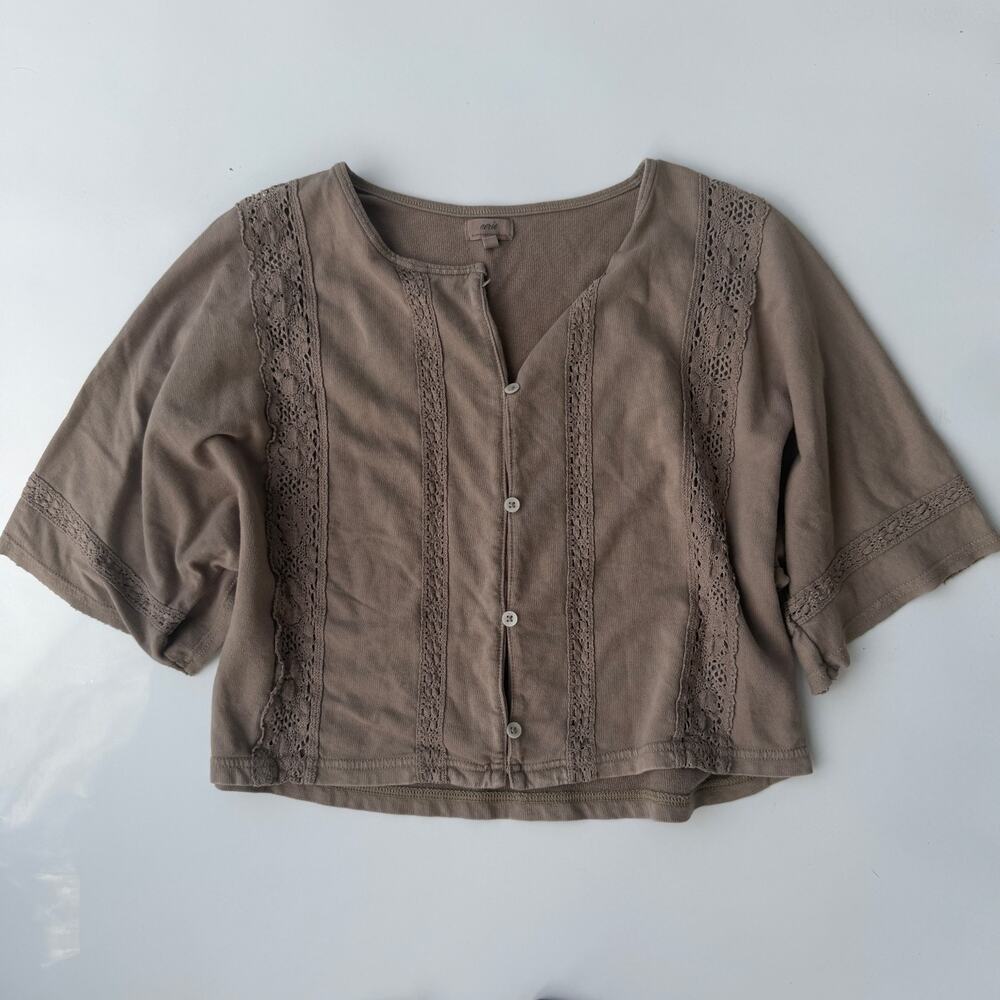 Aerie Short Sleeve Crochet Cardigan Women's Size M Brown Cropped Buttoned Top